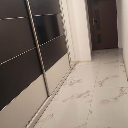 Apartament Lux Bucarest Esterno foto