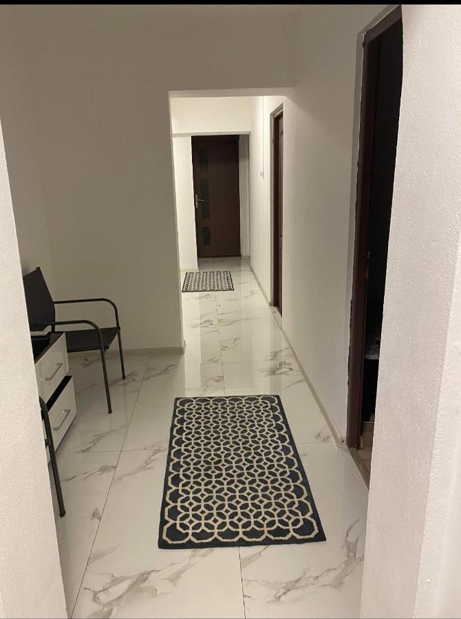 Apartament Lux Bucarest Esterno foto